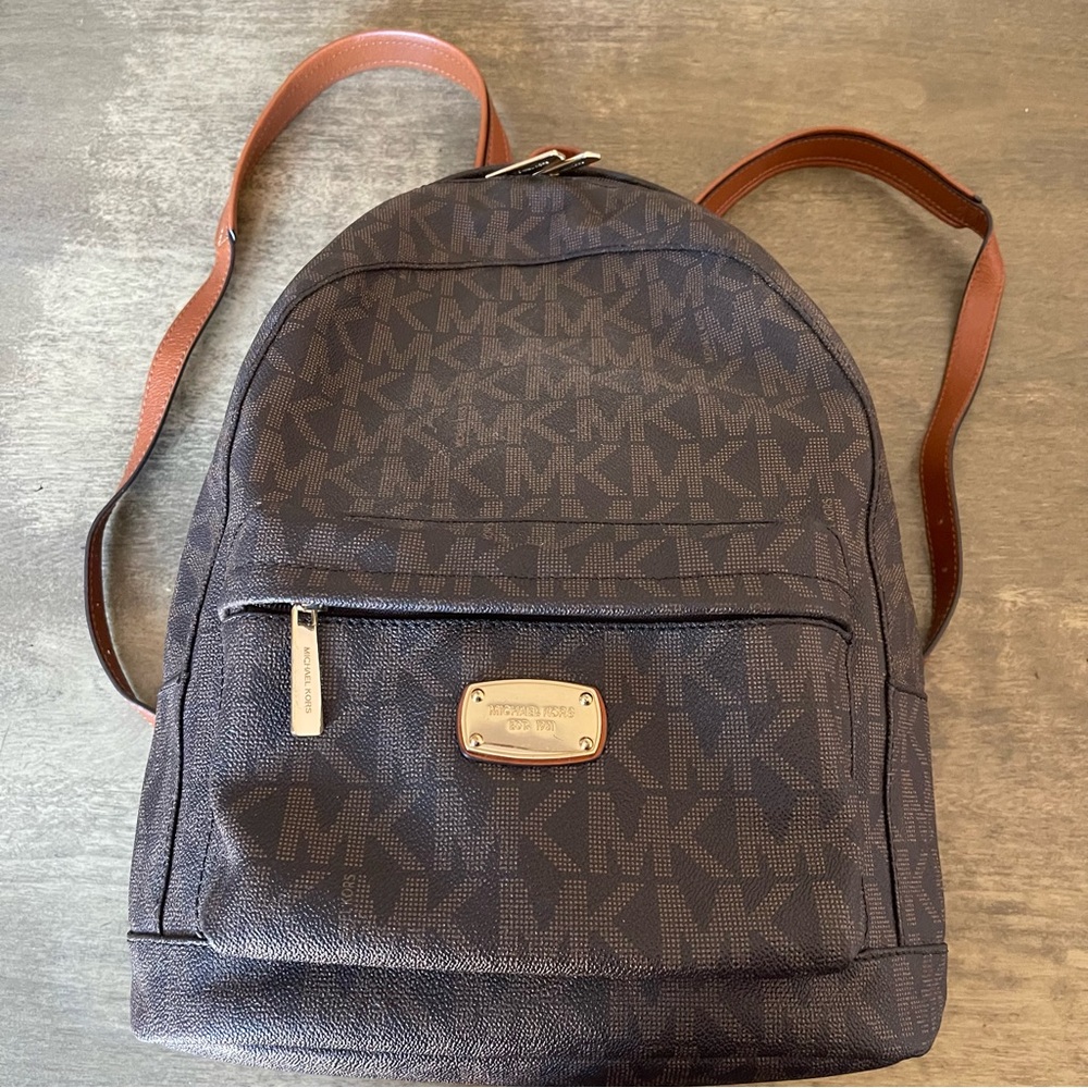 Michael Kors Dark Brown Monogram large Backpack - Picture 4 of 16